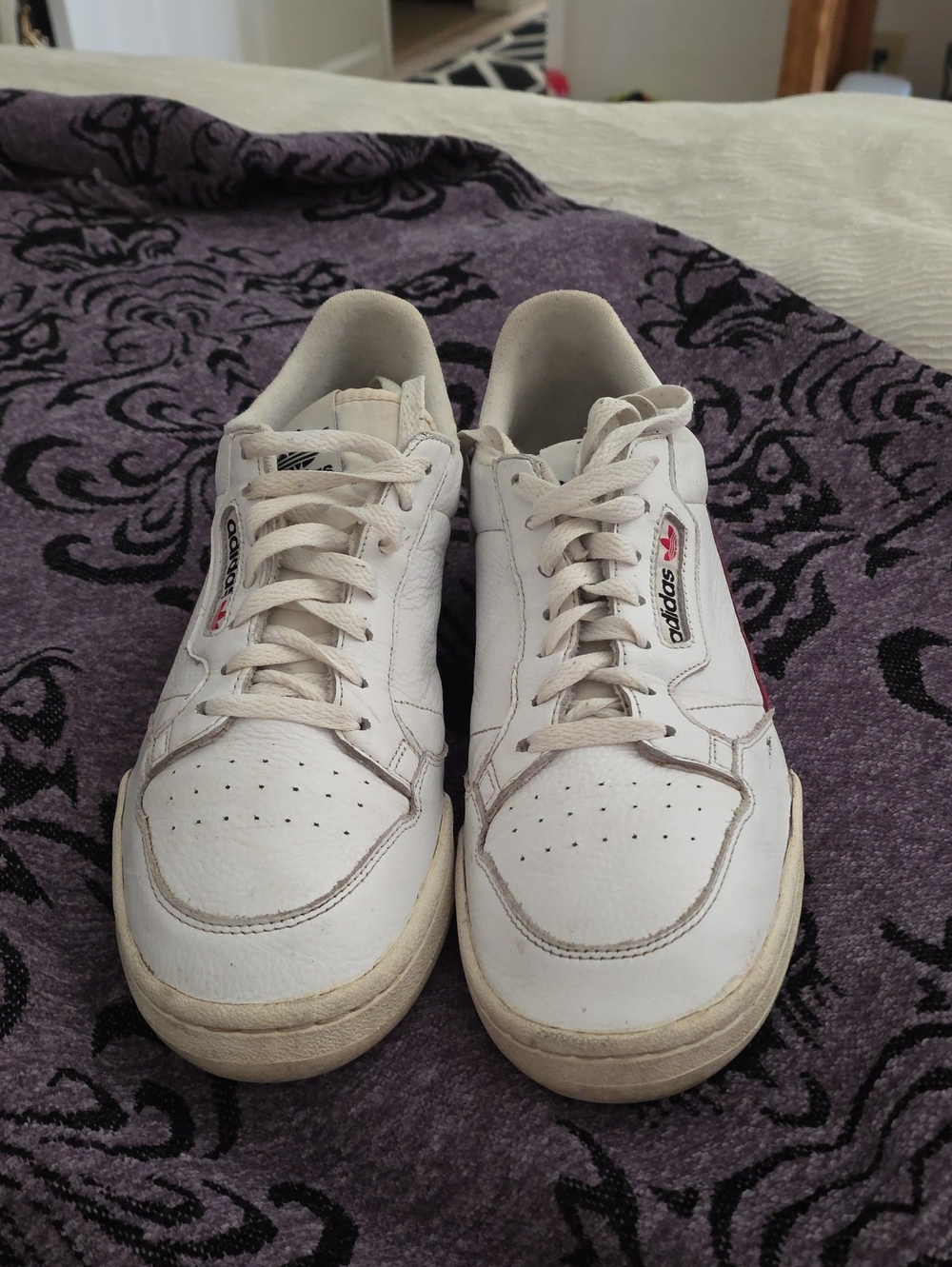 Reebok White Low-Top Leather Sneakers Lots Of Tread No Rips..wirk Shoes? Sz12